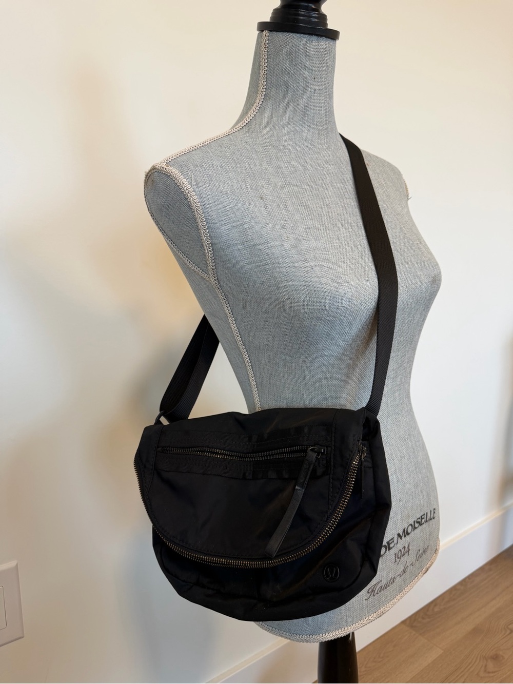Lululemon all day festival bag